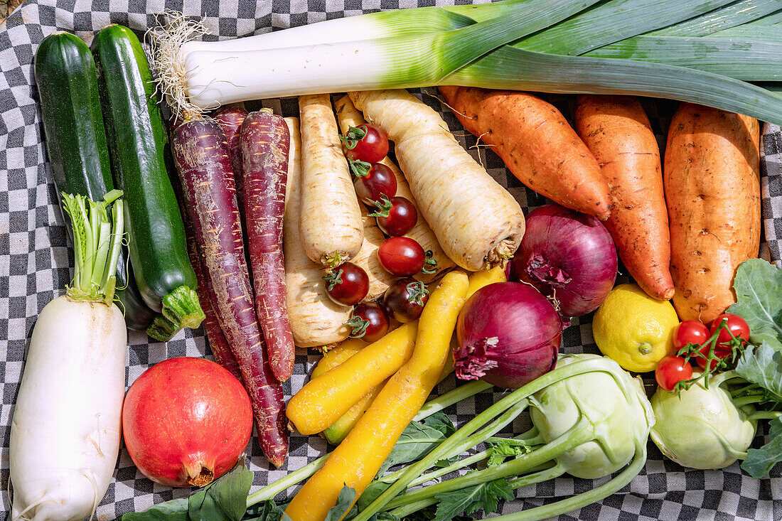 Vegetables and fruit on tray