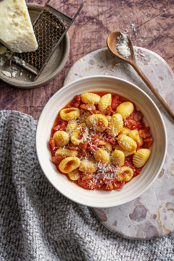 Polenta-Gnocchi all Amatriciana