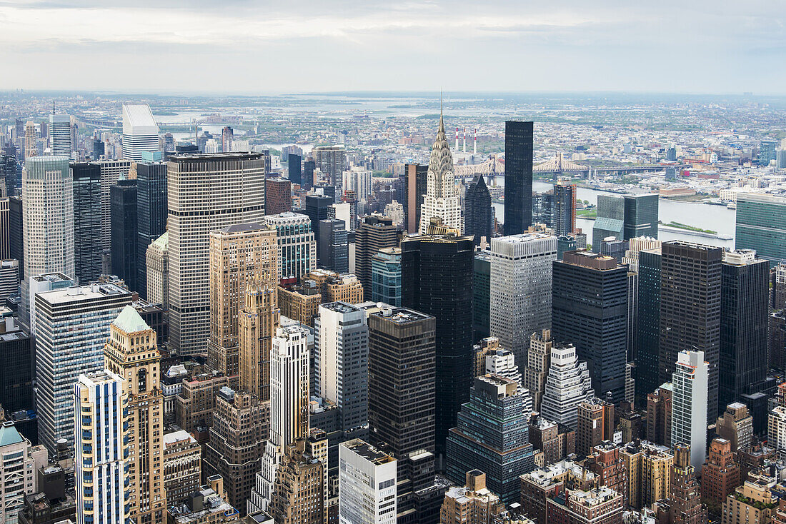 Blick von der Spitze des Empire State Building; New York City, New York, Vereinigte Staaten Von Amerika