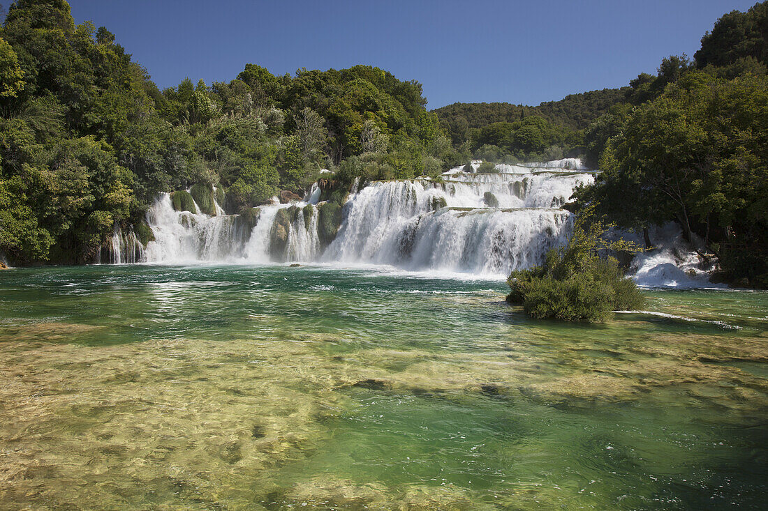 Wasserfälle im Krka-Nationalpark; Sibenik, Dalmatien, Kroatien