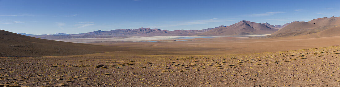 Die surreale Landschaft von Boliviens Altiplano-Region in der Nähe von Uyuni; Bolivien