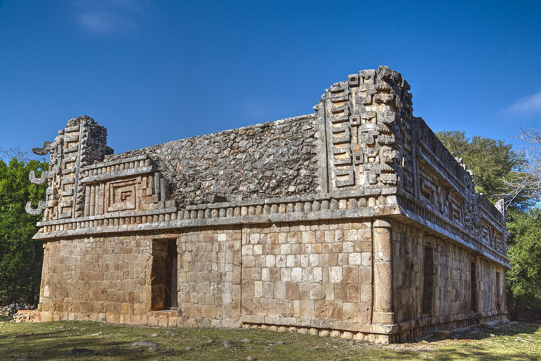 Der Palast, Xlapak Maya-Ausgrabungsstätte; Yucatan, Mexiko