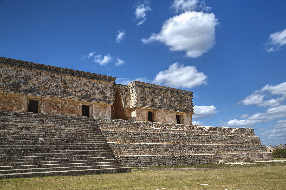 Gouverneurspalast, Maya-Ausgrabungsstätte Uxmal; Yucatan, Mexiko