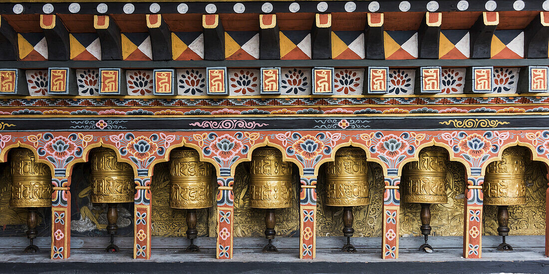 Gebetsmühlen; Punakha, Bhutan