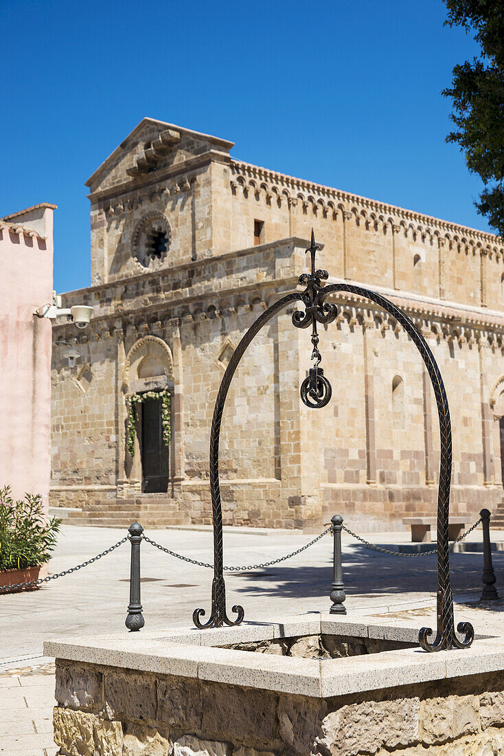 Kathedrale Santa Maria Di Monserrato; Tratalias, Carbonia Iglesias, Sardinien, Italien
