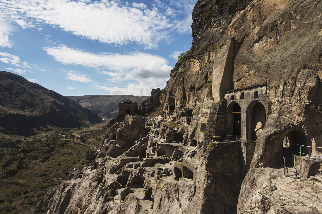 Höhlenwohnungen im Vardzia-Höhlenkloster; Meskhetii, Georgien