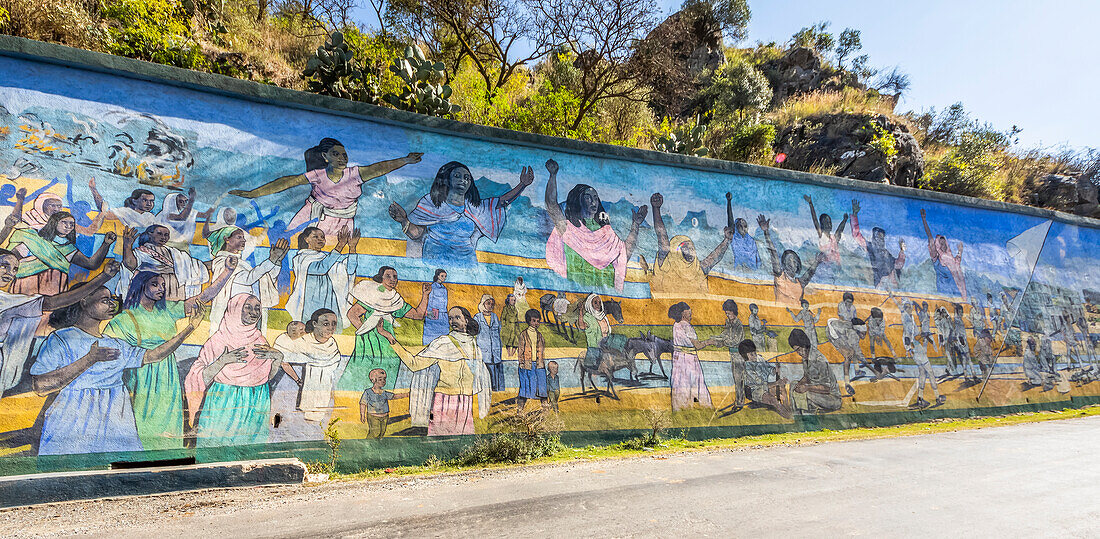 Modernes patriotisches Wandgemälde an der Straße zwischen Asmara und Keren; Emba Derho, Zentralregion, Eritrea