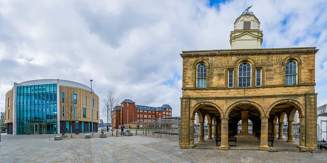 Das Wort, Nationales Zentrum für das geschriebene Wort und das alte Rathaus; South Shields, Tyne and Wear, England