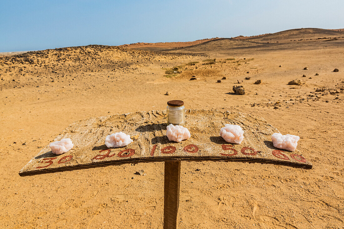 Salzsteine zum Verkauf, Skelettküste, Dorob National Park; Namibia