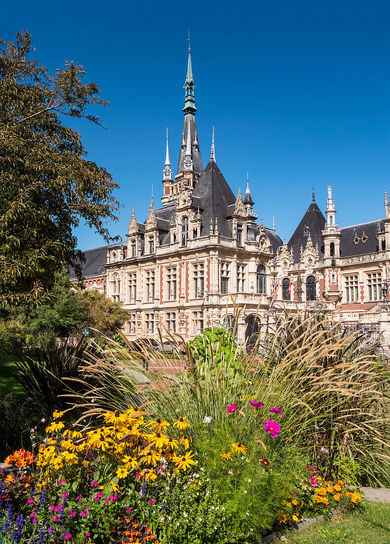 Benediktinerpalast; Fecamp, Normandie, Frankreich