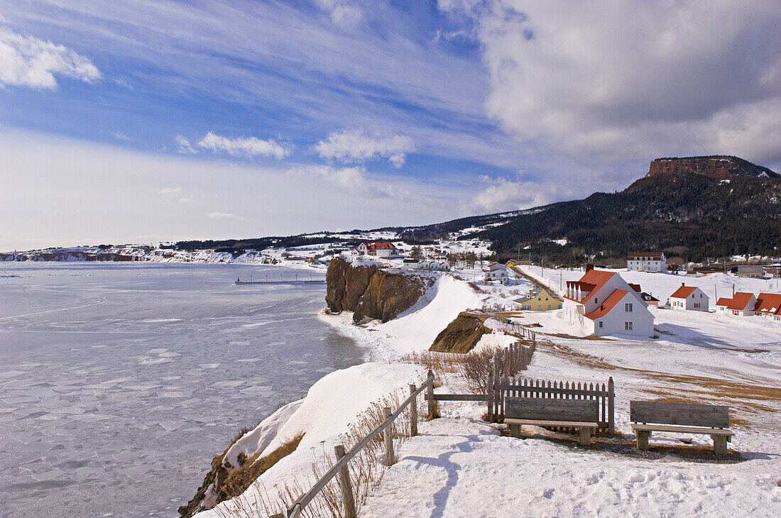 Schneebedeckte Küstenregion, Gaspasie, Kanada, Québec