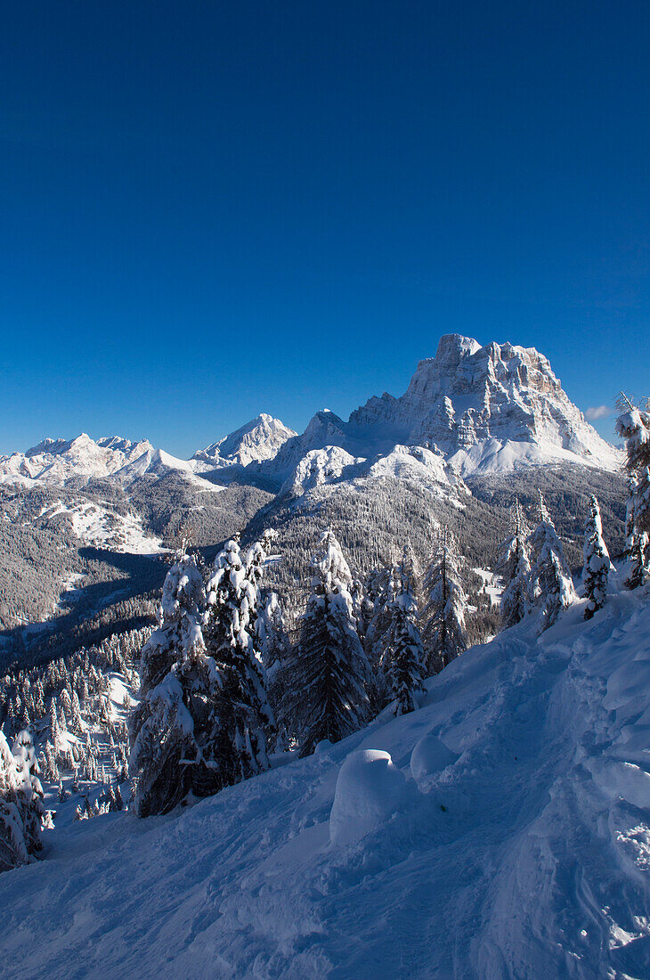 Alleghe, Provinz Belluno, Venetien, Dolomiten, Italien