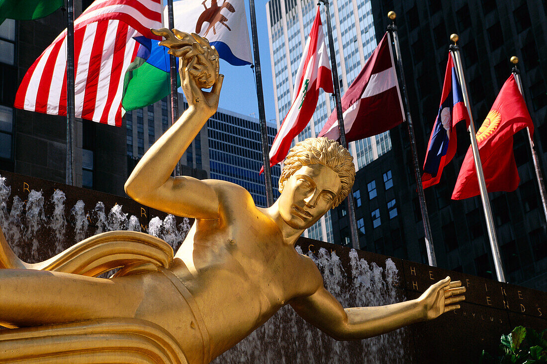 Statue des Prometheus, Rockefeller Center, New York, New York, USA