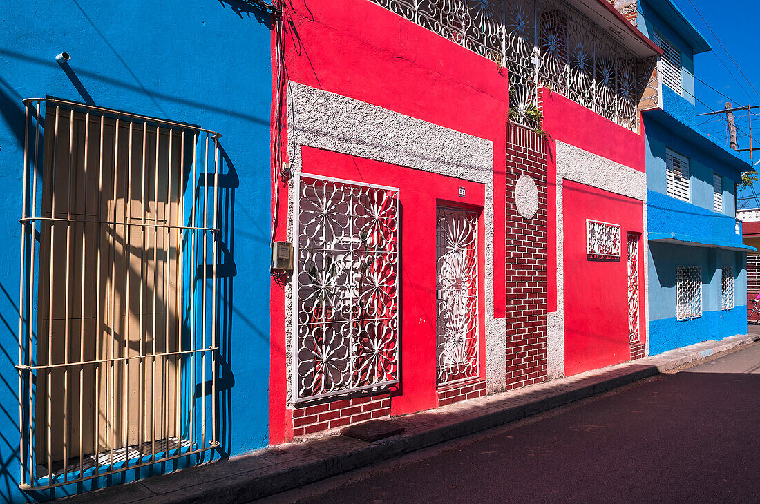 Colorful buildings, street scene, Sanctis Spiritus, Cuba, West Indies, Caribbean