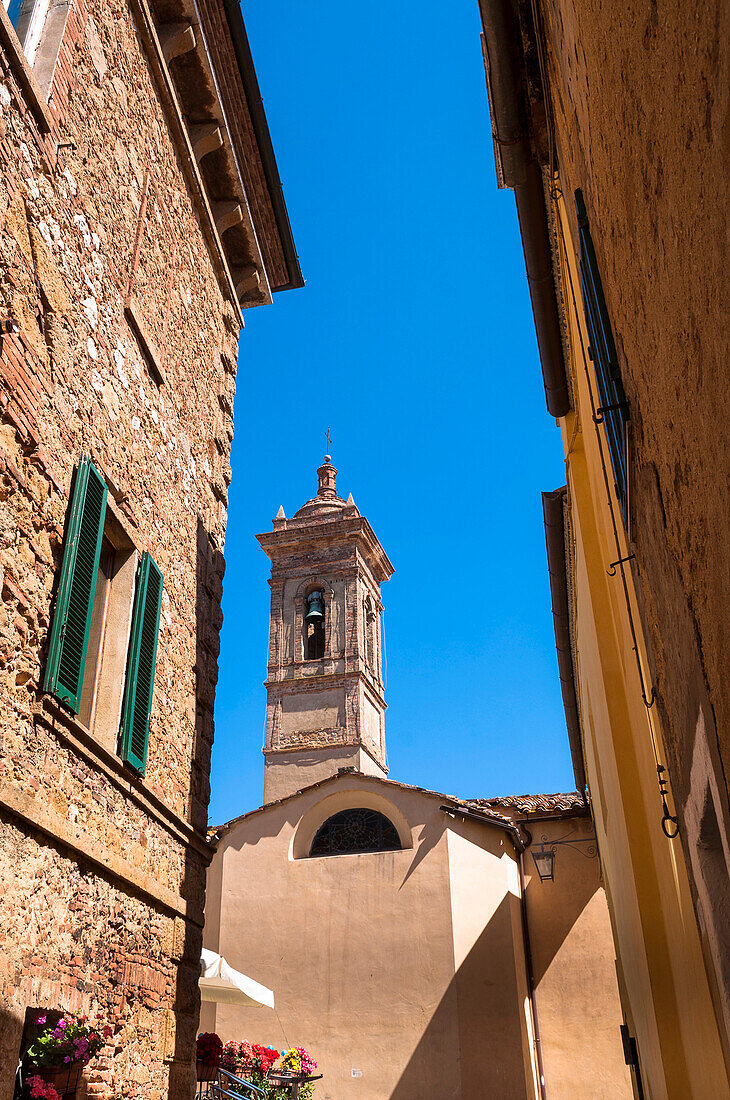 Glockenturm der Kirche, Castelmuzio, Val d'Orcia, Siena, Toskana, Italien