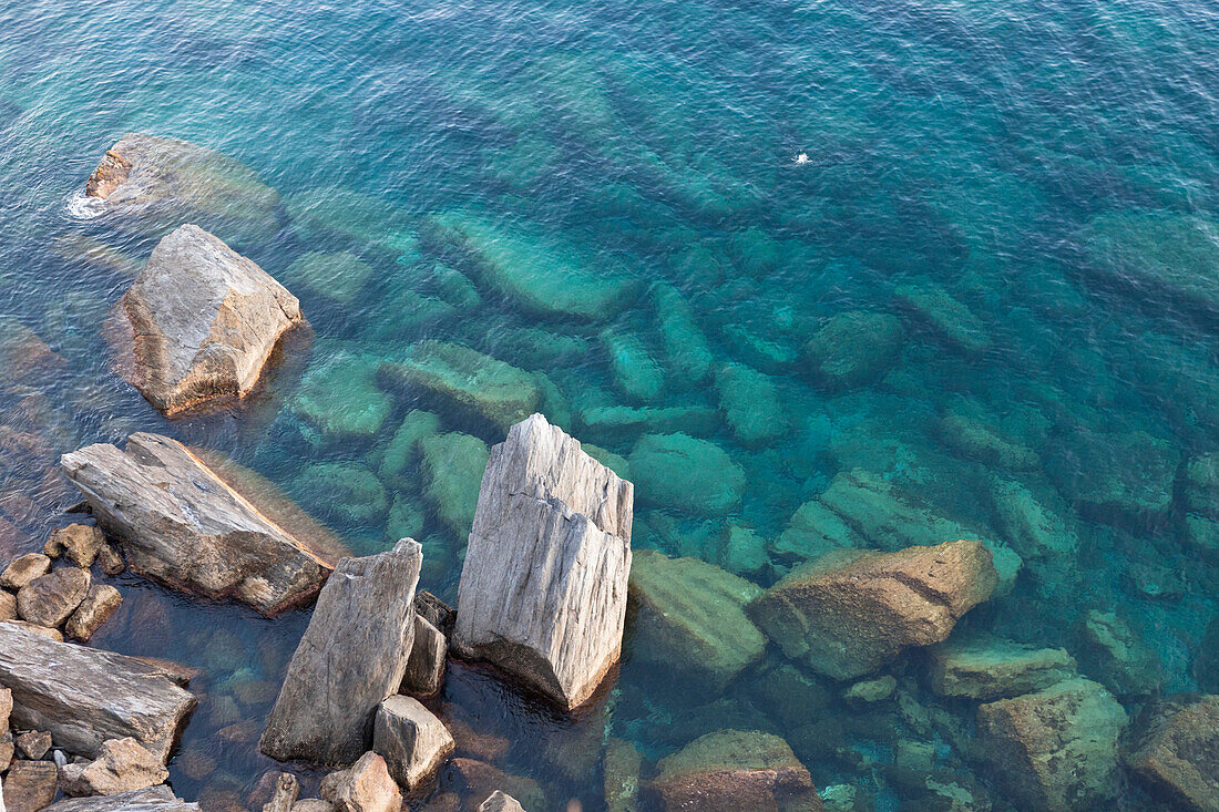 Shoreline, Riomaggiore, Cinque Terre National Park, Cinque Terre, Province of La Spezia, Liguria, Italy