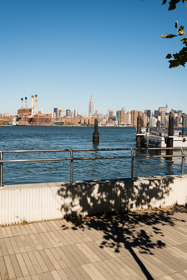 View of Manhattan from Williamsburg, Brooklyn, New York City, New York, USA