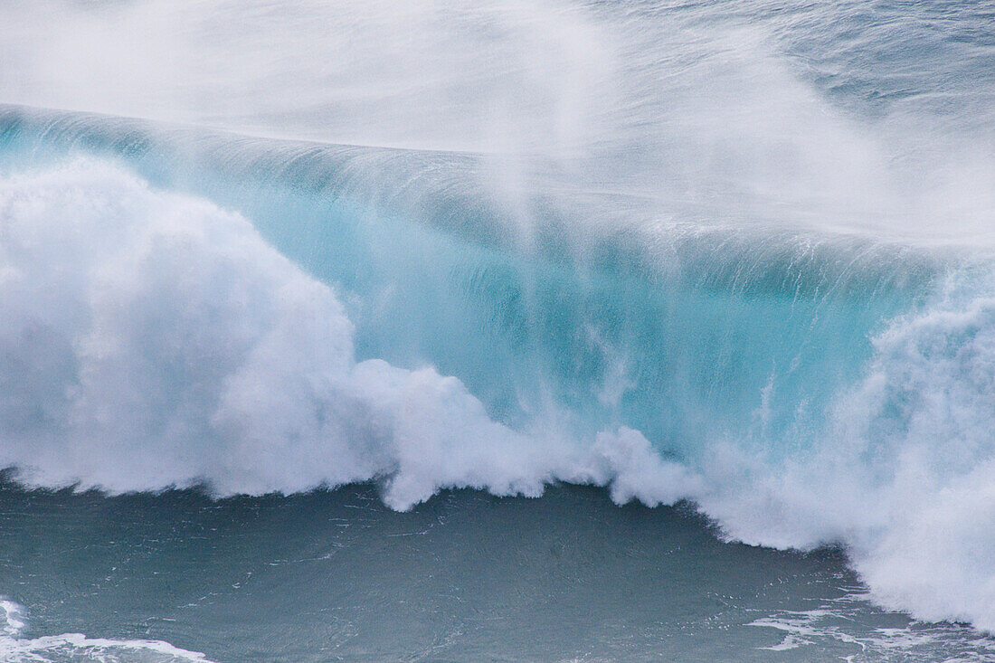 Wellen, Na Pali Küste, Kauai, Hawaii, USA