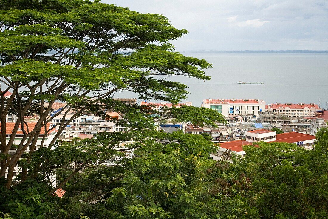 Ansicht von Sandakan; Borneo, Sabah, Malaysia