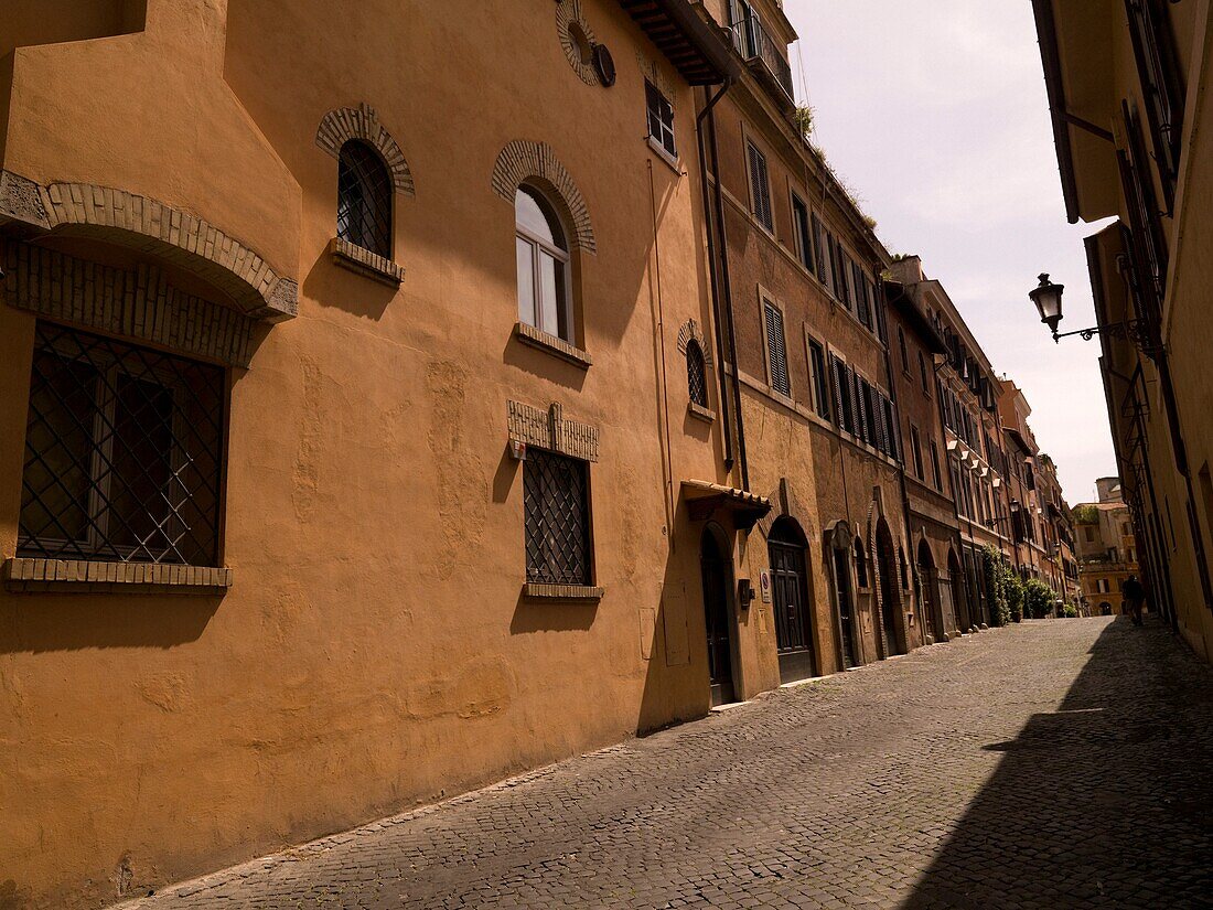 Straße der Altstadt; Rom, Italien