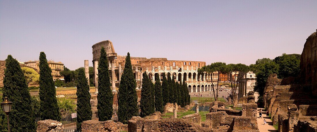 Das flavische Amphitheater (Kolosseum); Rom, Italien