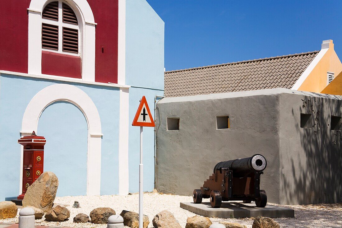 Cannon Outside Historic Fort; Fort Zoutman Historical Museum, Oranjestad, Island Of Aruba, Aruba, Kingdom Of The Netherlands