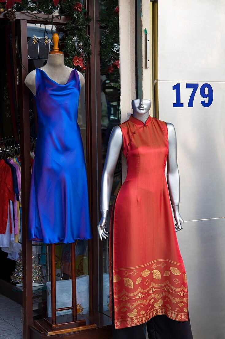 Kleidergeschäft in der Dong Khoi Street; Ho-Chi-Minh-Stadt (Saigon), Südvietnam, Vietnam
