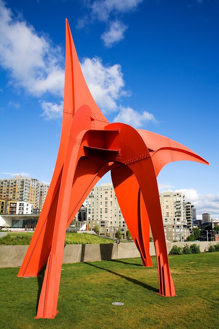 Adlerskulptur von Alexander Calder; Olympic Sculpture Park, Seattle, Washington State, USA