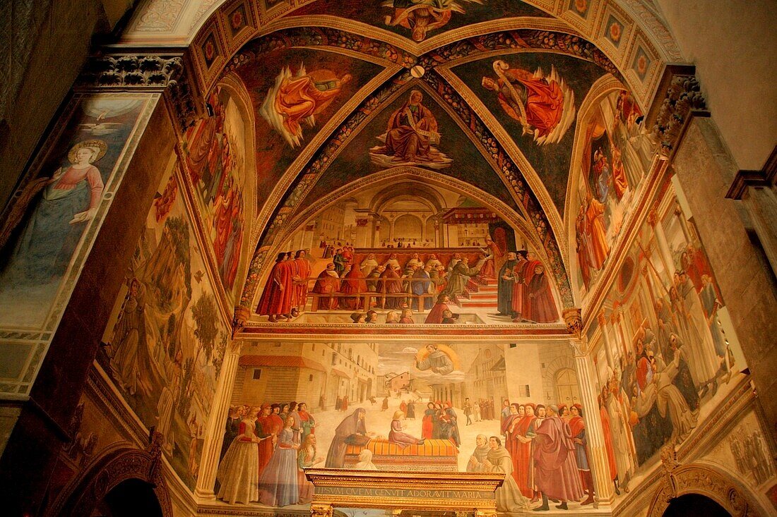 Verzierte Decke in einer Kirche; Florenz, Toskana, Italien