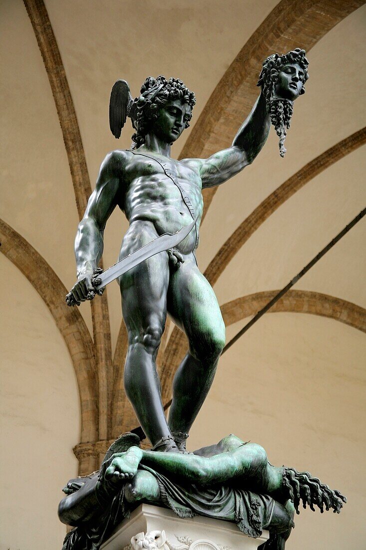 Statue eines Kriegers mit Kopf; Florenz, Toskana, Italien
