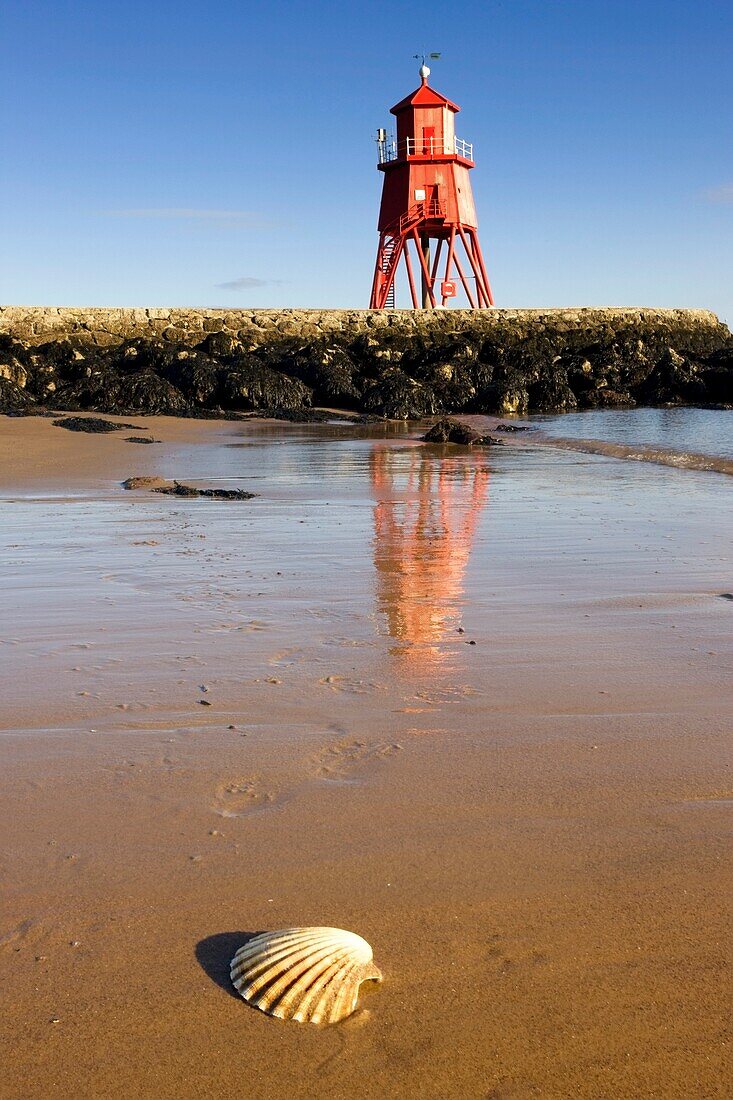 Groyne Lighthouse