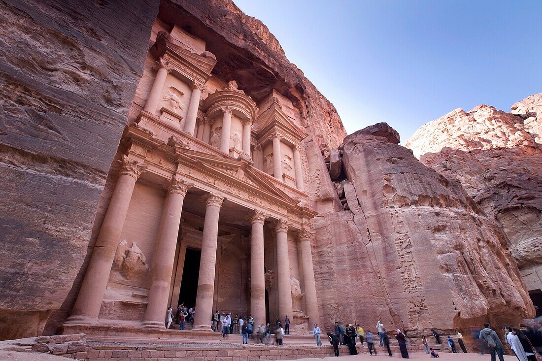 Al Khazneh In Petra With Visitors