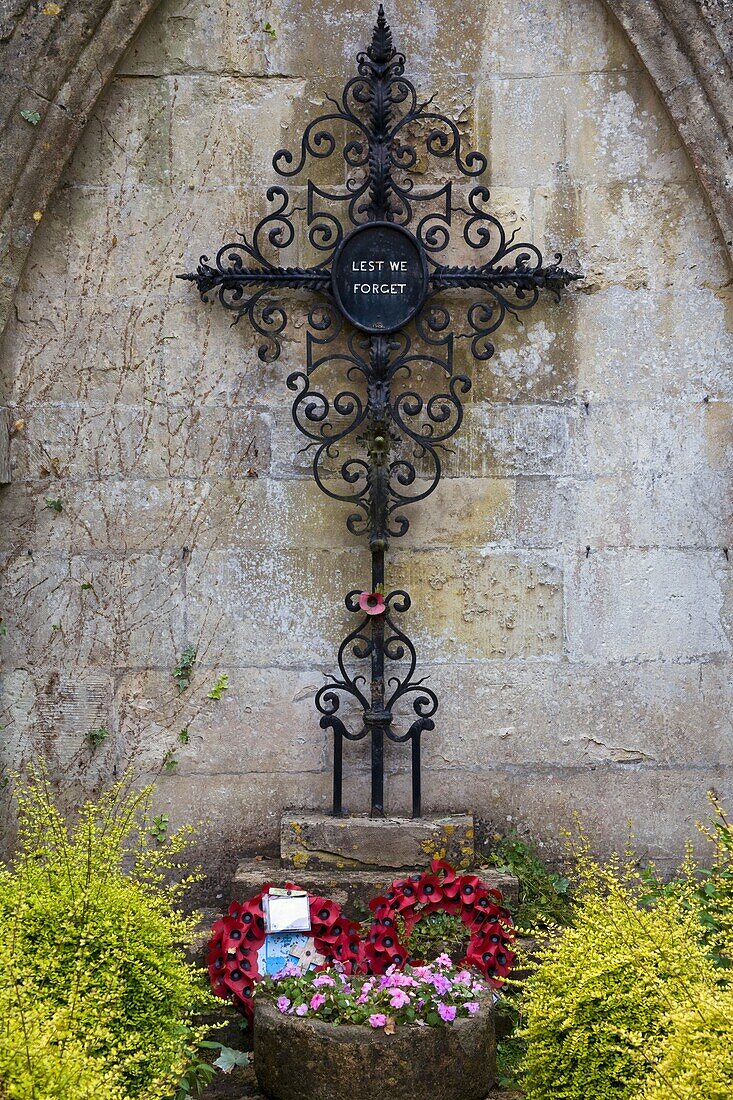 Kriegerdenkmal, Castle Combe, Cotswolds, Wiltshire, England