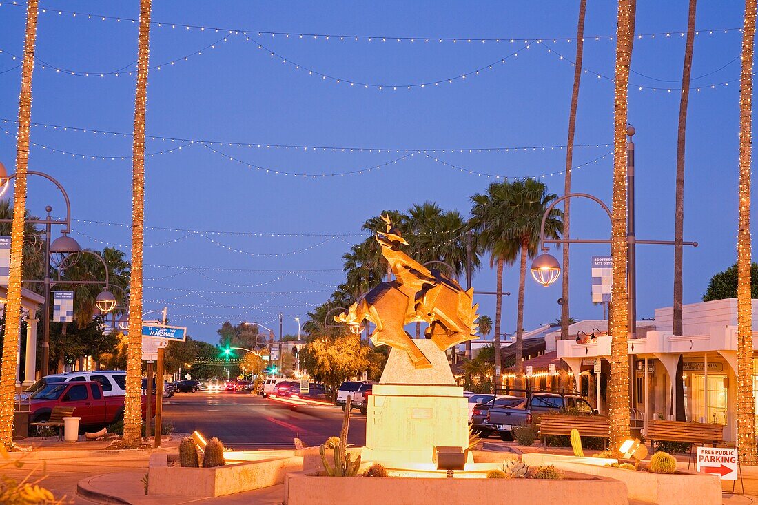 Jackknife Sculpture, Scottsdale, Arizona, Usa