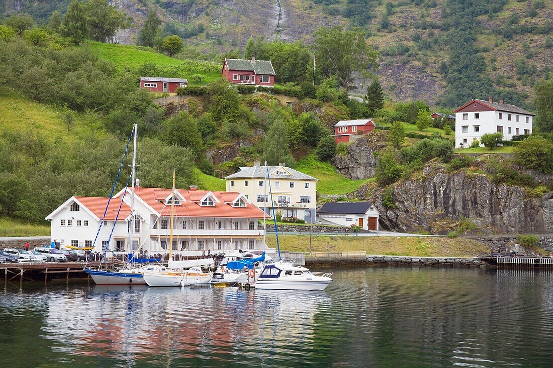 Flam Marina und Apartments, Flam Village, Sognefjorden, Westfjorde, Norwegen, Skandinavien