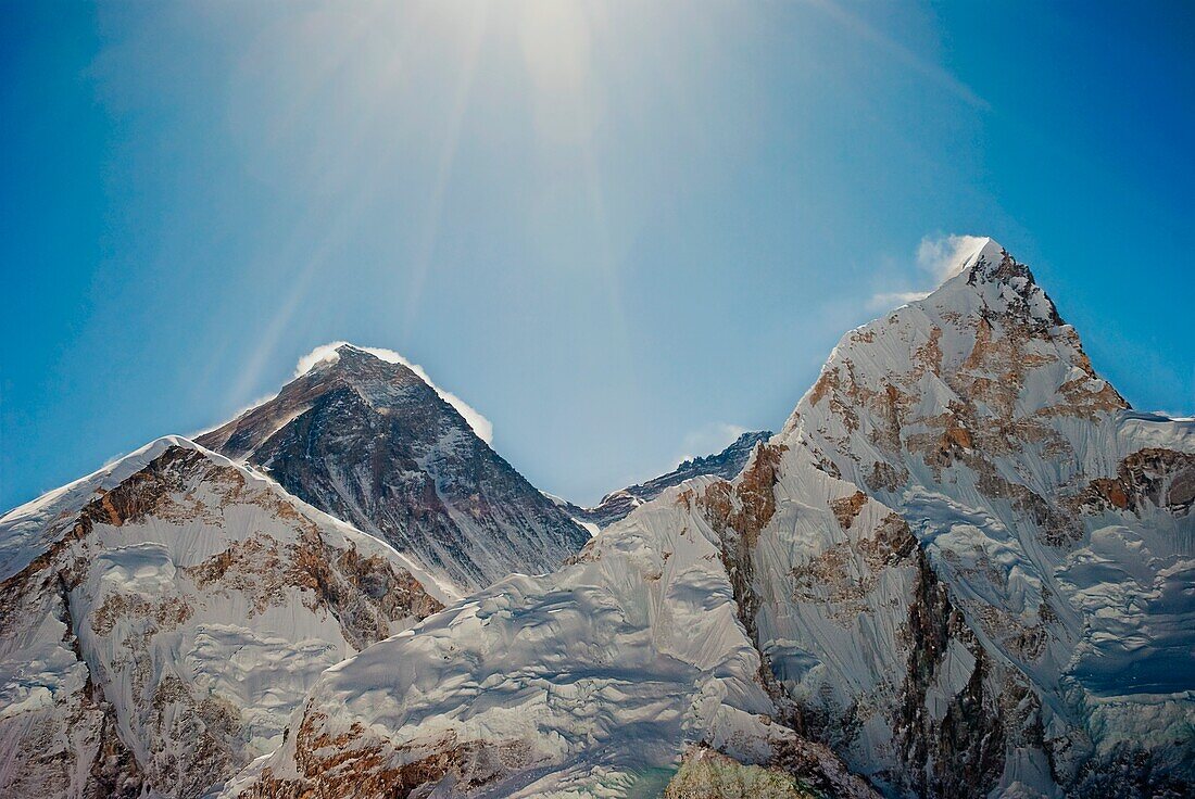 Mount Everest und Nuptse; Khumbu, Nepal