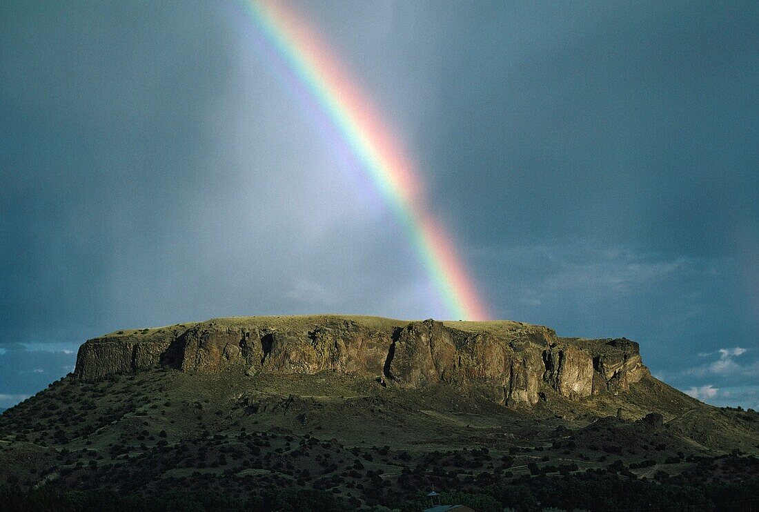 Regenbogen über Black Mesa, Oklahoma, USA