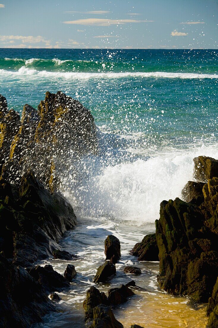 Brechende Wellen, Barraga Point, Neusüdwales, Australien