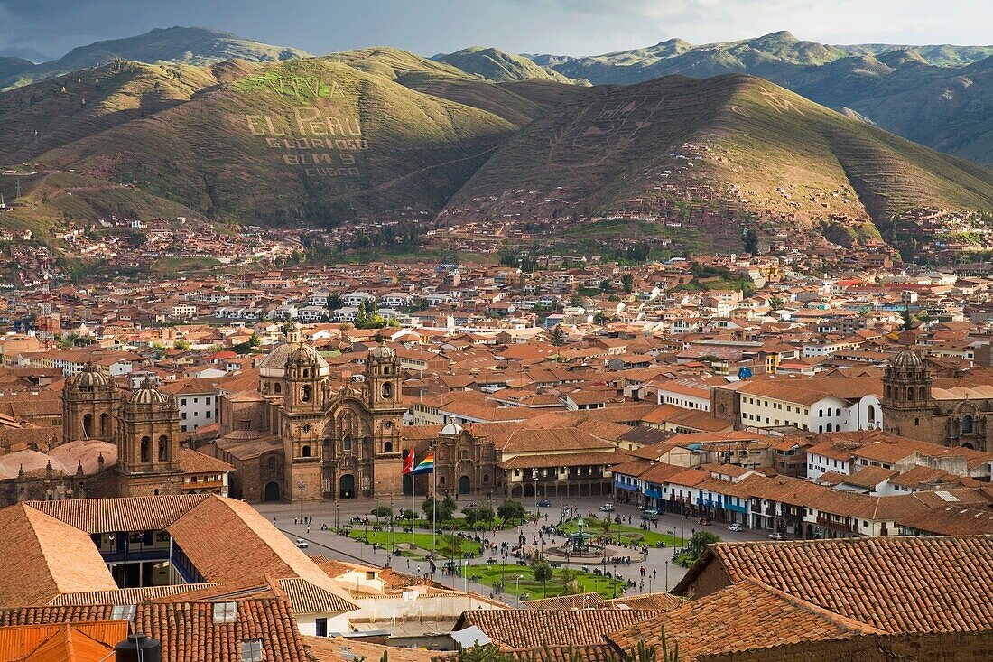 Dächer der Plaza De Armas in Cusco; Cusco, Peru