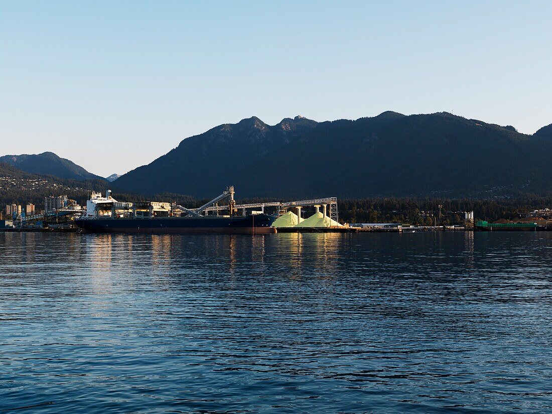 Coal Harbour, Vancouver, British Columbia, Canada