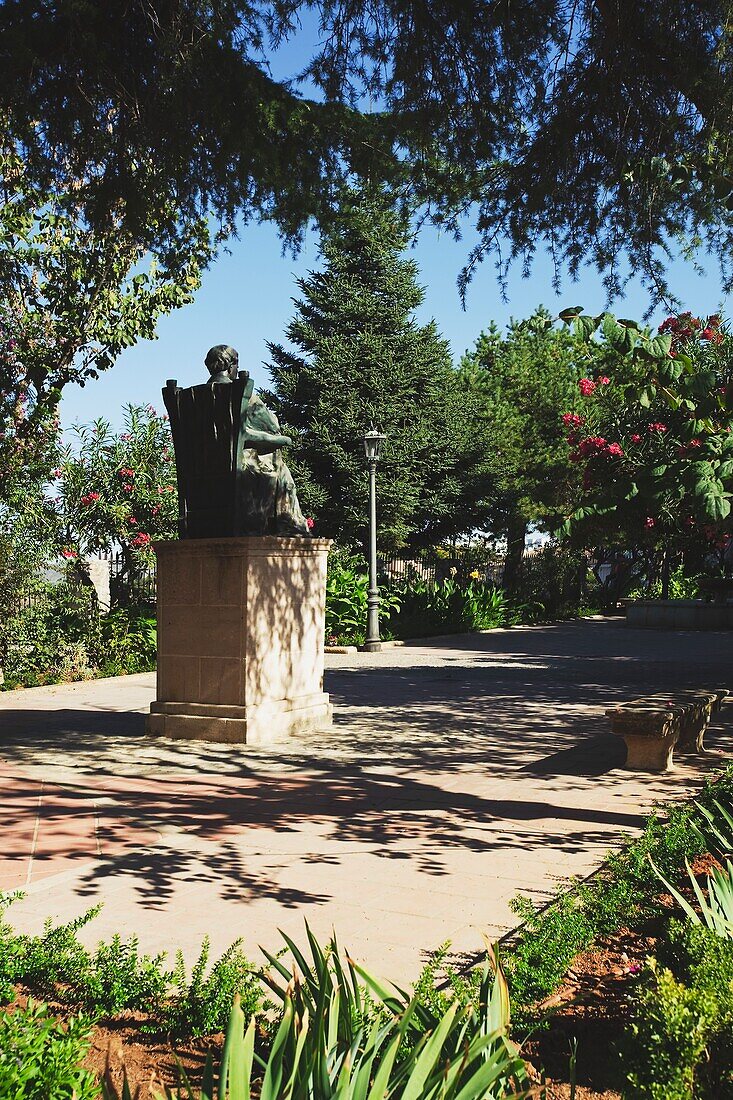 Statue in einem kleinen Park, Ronda, Spanien
