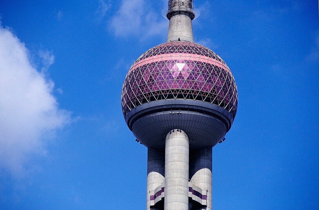 Oriental Pearl Tower, Close Up