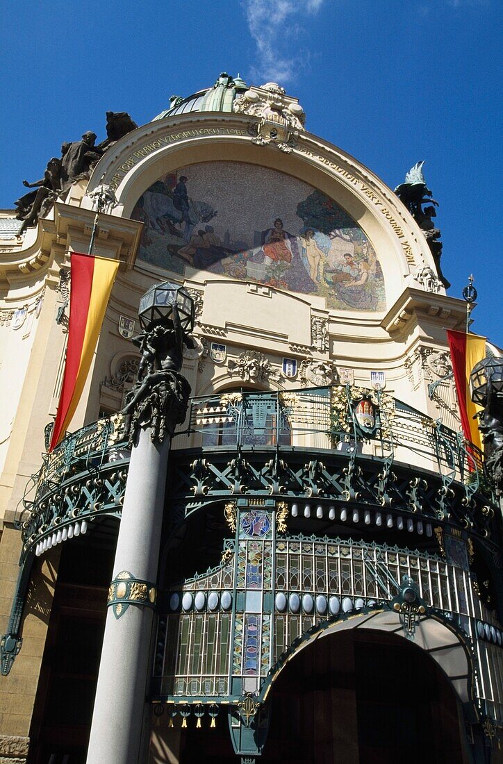 Opernhaus von außen