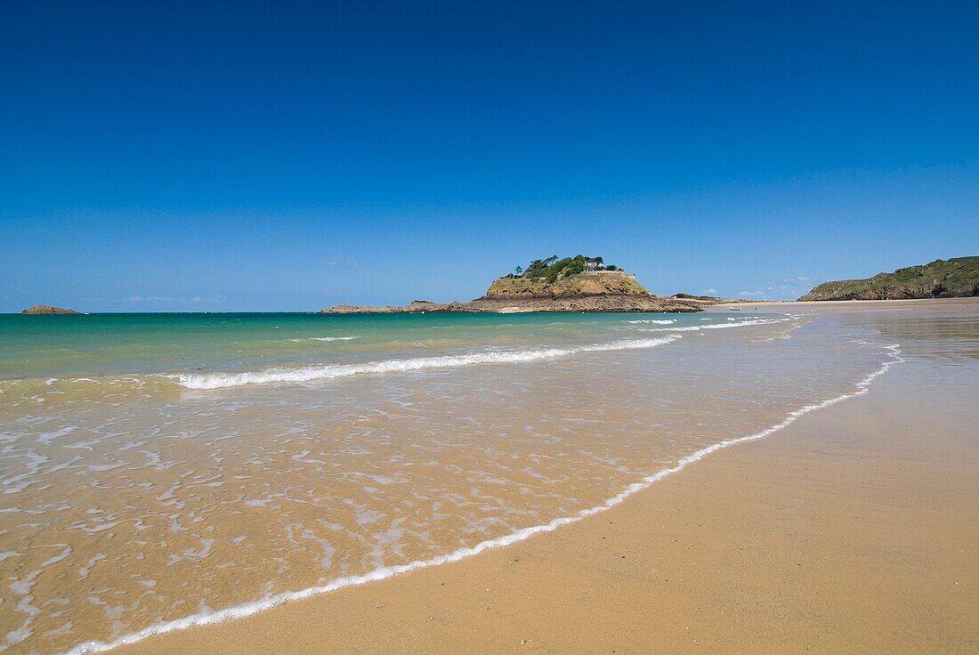 Looking Along Beach To The Fort Du Guesclin