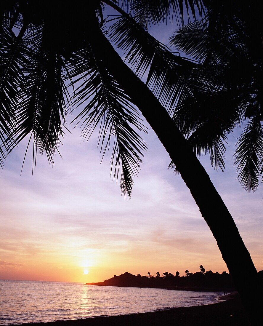 Sonnenaufgang am Strand bei Puerto Plata