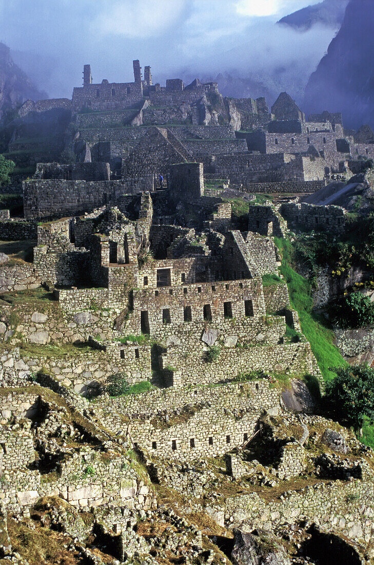 Späte Nachmittagssonne auf Machu Picchu, Luftaufnahme