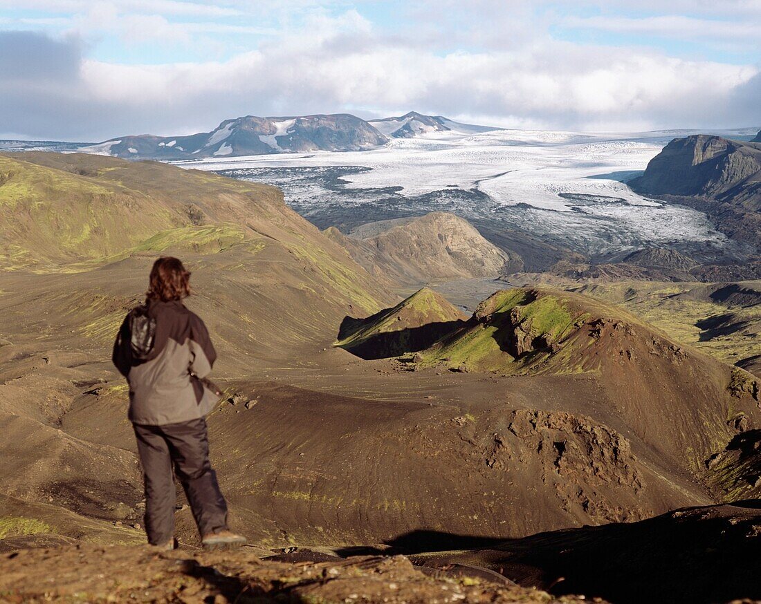 Rucksacktourist am Myrdalsjokull-Gletscher