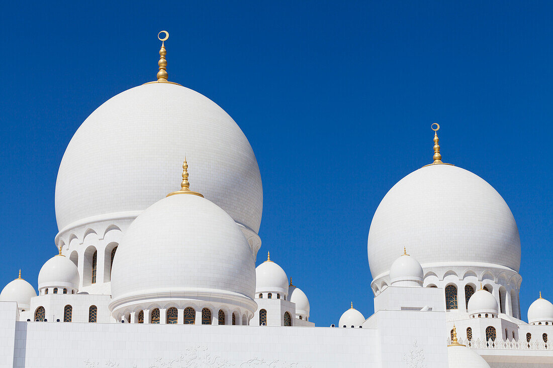 Sheikh Zayed Grand Mosque; Abu Dhabi, United Arab Emirates