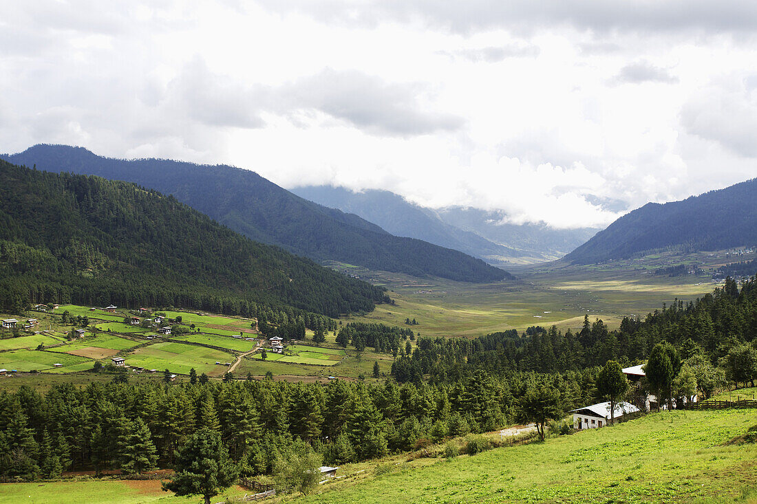 Gangteng-Kloster; Phobjika-Tal, Bhutan