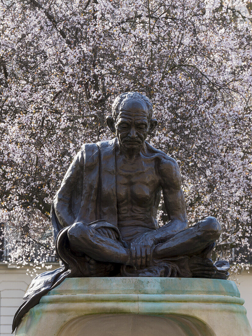 Tavistock Square, Gandhi-Statue; London, England